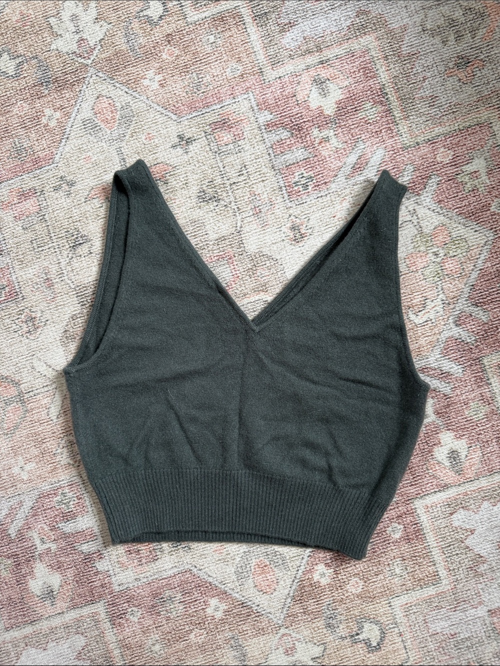 Quince Mongolian Cashmere Olive V-Neck Crop Tank - Picture 3 of 3